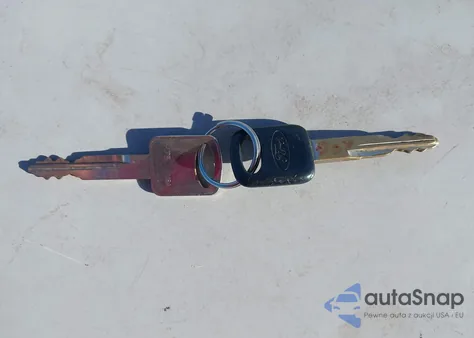 2006 Ford E-150 Xl/Xlt z USA, uszkodzony, nr VIN 1FMRE11L06DA53253